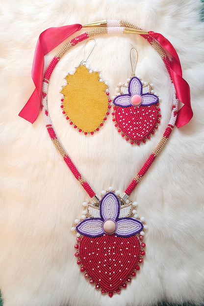 Strawberry necklace set 2Face Graphics
