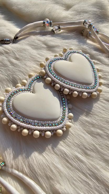 White dentalium necklace earring set 2Face Graphics